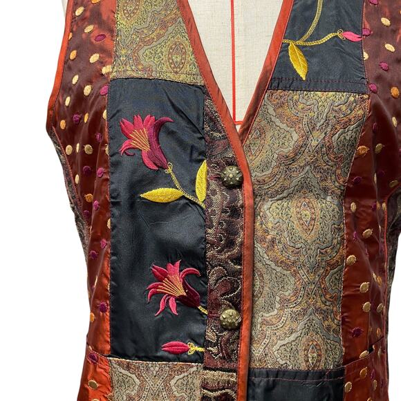 Vintage Coldwater Creek Womens Size S Quilted Embroidered Button Up Vest - Picture 3 of 7